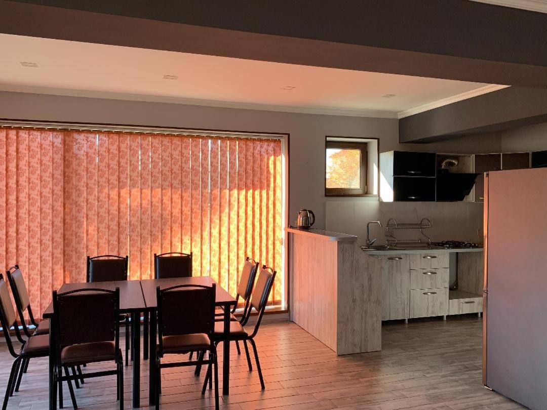 Villa Astoria באקוריאני מראה חיצוני תמונה