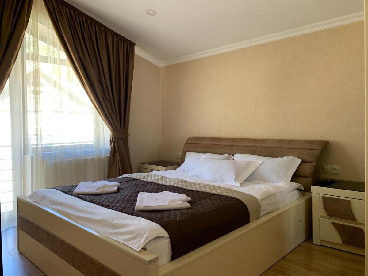 Villa Astoria באקוריאני מראה חיצוני תמונה